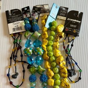 Jewelry/craft glass beads and Howlite